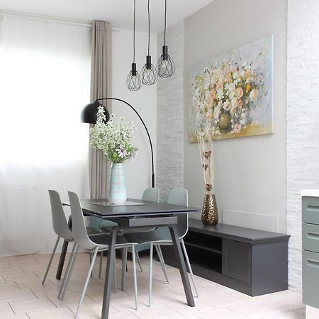 Altum Villare Apartments Равена Екстериор снимка