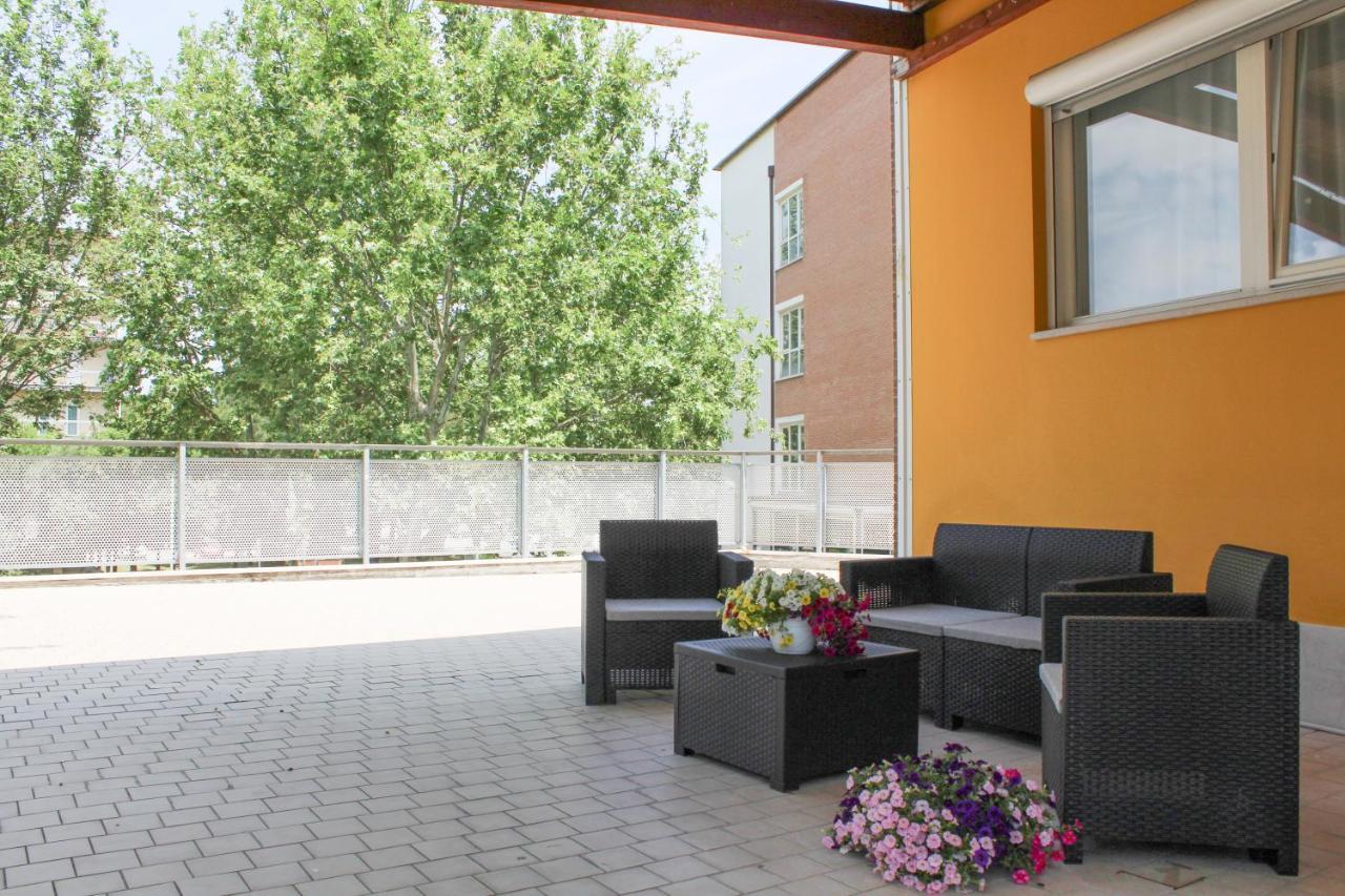 Altum Villare Apartments Равена Екстериор снимка
